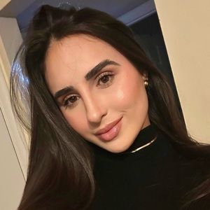 Meet your Posher, Ana paula